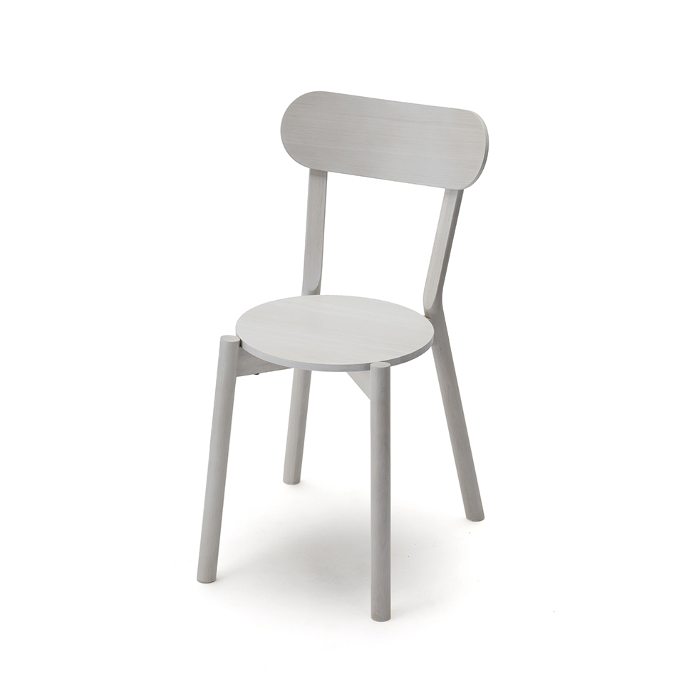 Castor Chair ‒ KARIMOKU NEW STANDARD (KNS)