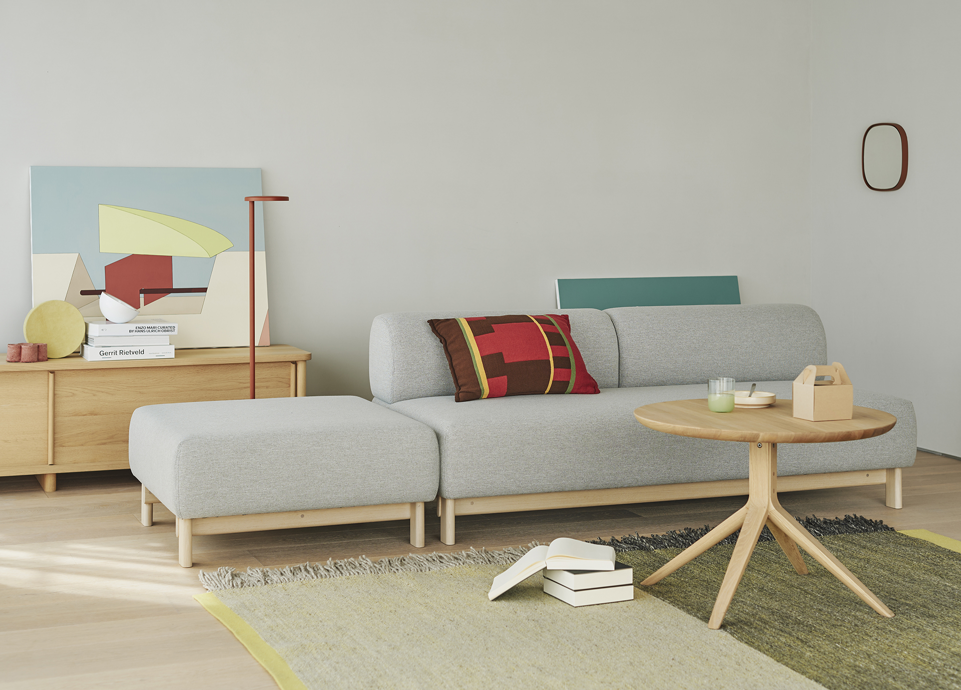 Elephant Sofa Island ‒ KARIMOKU NEW STANDARD (KNS)