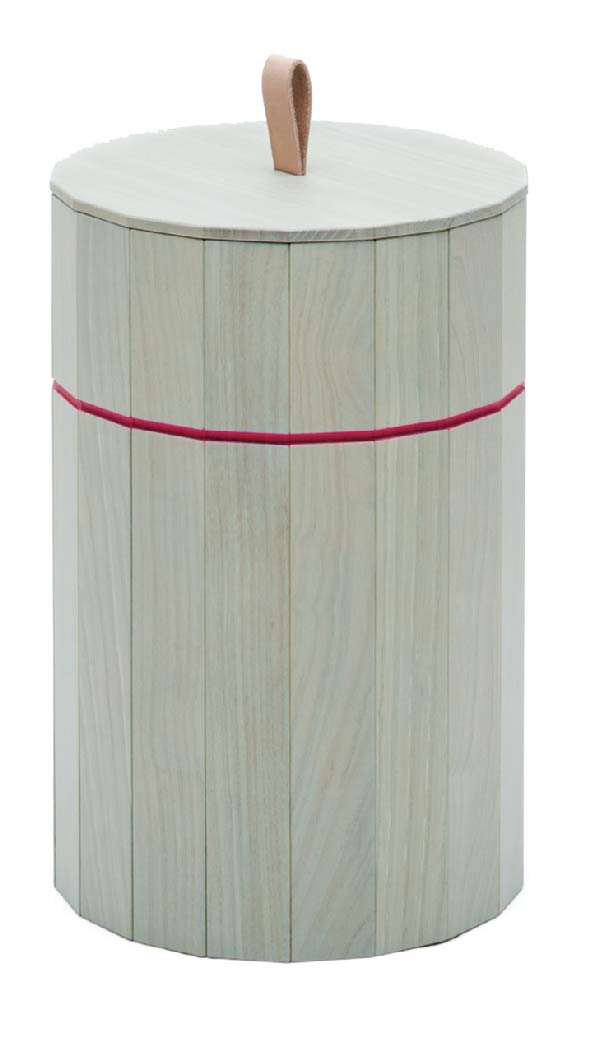 Colour Bin Large ‒ KARIMOKU NEW STANDARD (KNS)